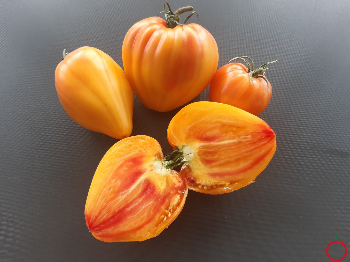 Ananas Heart DER TOMATENFLÜSTERER