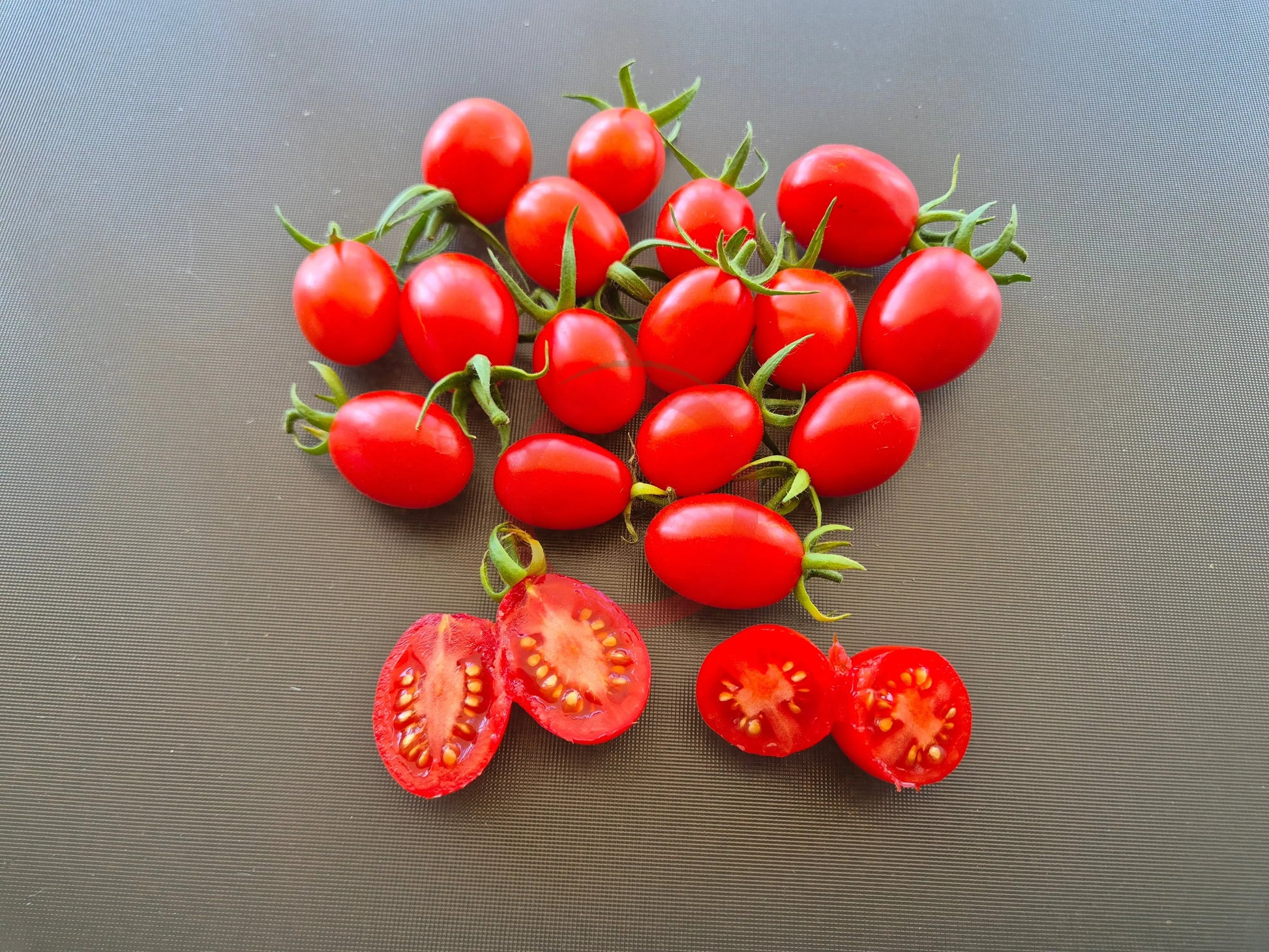 Baselbieter Röteli DER TOMATENFLÜSTERER